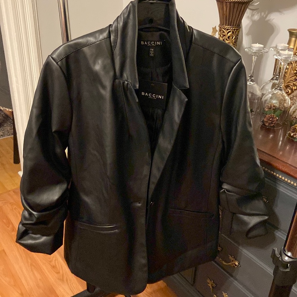 Baccini faux Leather 3/4 rouched sleeve Blazer